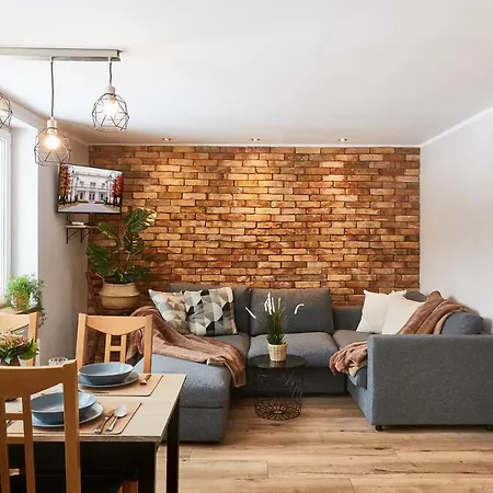 Lysa Gora شكلارسكا بوريبا